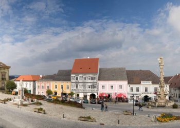 Aufmacher Weitra Hauptplatz - Foto:© Oesterreich Werbung Wolfgang Weinhaeupl