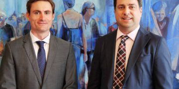 Maximilian Kainz und Alexander Scheuch - Foto:© Rustler Immobilien