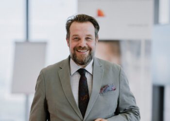 Peter Fischer dockt bei Apleona Real Estate an