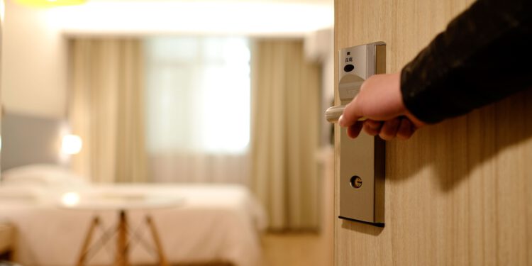 Für Hotelinvestoren stehen derzeit Tür und Tor für gute Objekte offen. Foto: pixabay.com