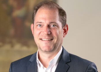 Joern Wahl dockt bei Palmira an