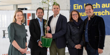 Grand Central erreicht Dachgleiche