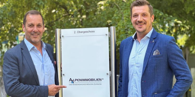 Die Geschäftsführung von der C&P-Tochter Alpenimmobilien hat sich neu formiert: COO Michael M. Andre und Albert Sacher (v.l.n.r.). Foto: C&P Immobilien