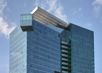 Wlaschek-Stiftung kauft Saturn-Tower