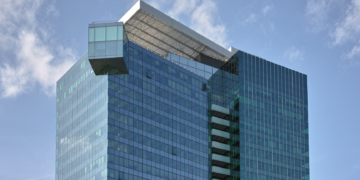 Wlaschek-Stiftung kauft Saturn-Tower