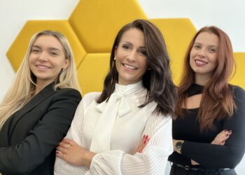 Nicole Öttl steigt bei Alvarea auf