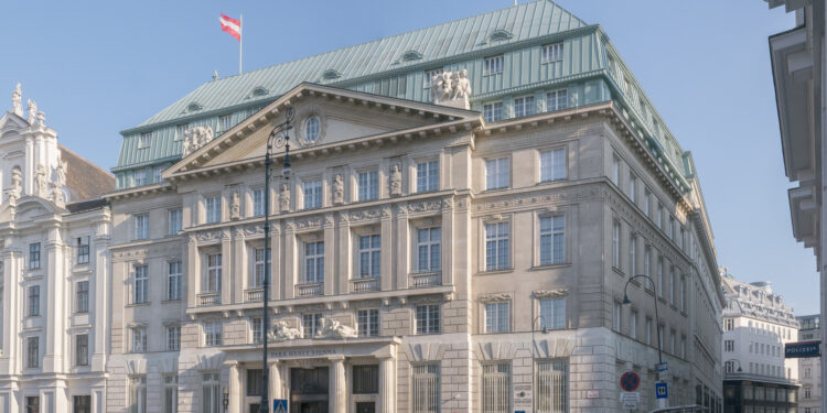 Die Signa Prime startet jetzt mit dem Abverkauf ihrer wertvollsten Assets in Österreich, darunter das Park Hyatt in Wien. Foto: Thomas Ledl