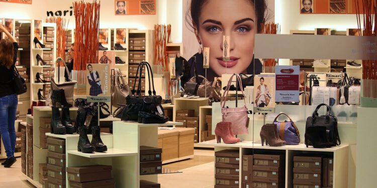Die Verkaufsflächen in Österreich sinken dramatisch. Am stärksten davon ist der Schuhhandel betroffen. Foto: pixabay.com