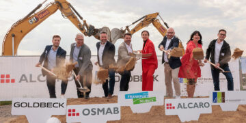 Baustart für zweite Halle auf dem Log Plaza