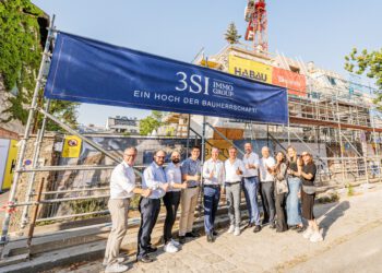 3SI feiert Dachgleiche für „The Liberty“