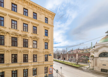 Otto vermittelte für JP Verkauf von Eckzinshaus