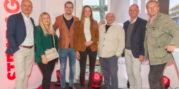 Dachgleiche für Wohnturm Dresdner Straße 90