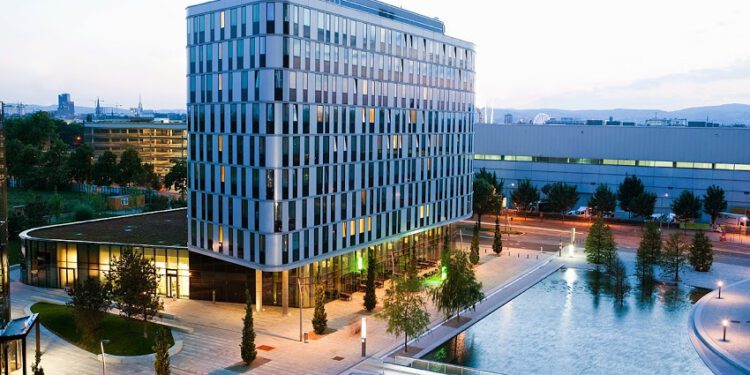 Die Art-Invest hat das Courtyard by Marriott in Wien gekauft. Bild: Deka Immobilien