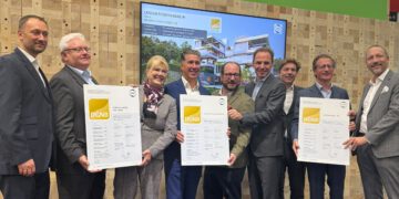 Dreifach ausgezeichnet