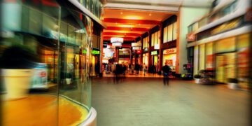 Shopping-Center-Dichte in Europa: SEE holt auf