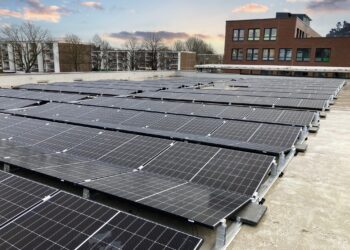 Union Investment errichtet Photovoltaik-Großanlage auf Fachmarktzentrum in Garbsen