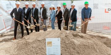 Spatenstich für erstes Denzel-Wohnprojekt