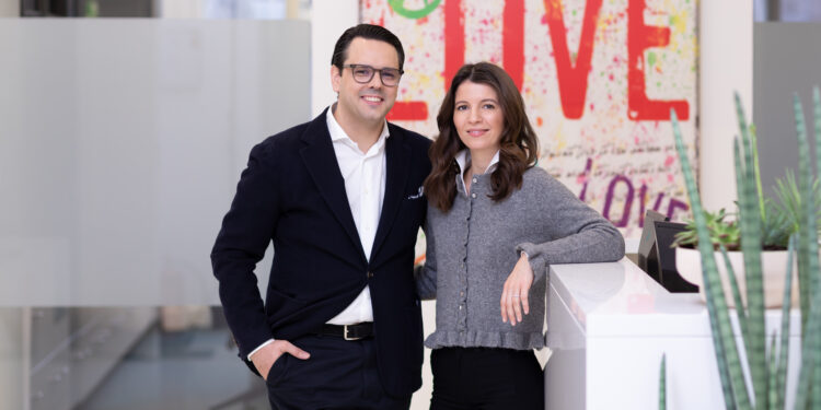 Tanja Bachschwöller, und Lukas Eybel, be real Immobilien Management: Foto: Jana Madzigon