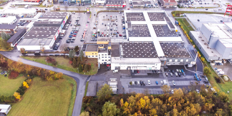 Das Fachmarktzentrum Kapfenberg ist an die Saller Unternehmensgruppe verkauft worden. Foto: Helmut Huppmann