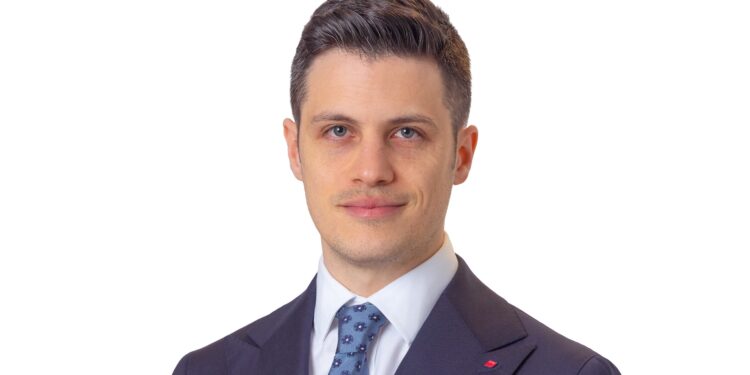Markel Zurita ist neuer Sachverständiger im Bewertungsteam von Otto Immobilien. Foto: Otto Immobilien/Steinbrenner