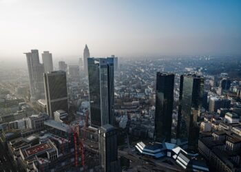 Banken ziehen sich aus Finanzierung von Büro- und Handelsimmobilien zurück