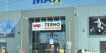 Supernova übernimmt zwei weitere Einkaufszentren in der Slowakei