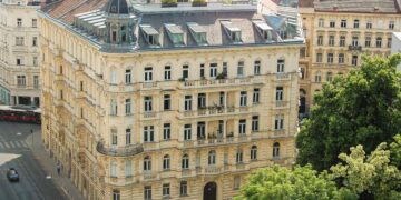 Zinshausmarkt: Preise unter Druck, erste Erholungstendenzen sichtbar