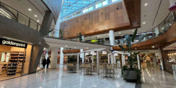 Supernova kauft erneut in Italien zu