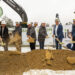 Baustart für Stadtgarten Schwechat: Thomas Auböck, Geschäftsführung KIBB Immobilien; Christian Habisohn, Vizebürgermeister Stadtgemeinde Schwechat; Volker Rohde, Geschäftsführung KIBB Immobilien; Markus Mistelbauer, Projektleitung KIBB Immobilien; Martin Schilling, Technischer Bereichsleiter Porr Bau GmbH; Christian Mramor, Oberbauleiter Porr Bau GmbH. Bild: KIBB/Burger