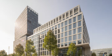 Porr mietet sich im Frankfurter Timber Pioneer ein