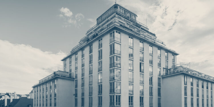 Das Hochhaus Herrengasse ist an ein Konsortium verkauft worden. Bild: Isabelle Spizzi