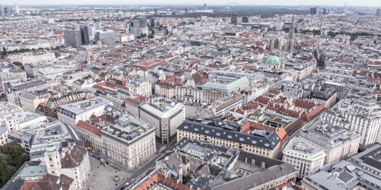 Wien steuert auf einen strukturellen Wohnungsmangel zu. Das sorgt für kräftig steigende Preise - vor allem im Eigentumsbereich. Visualisierung: ZOOMVP