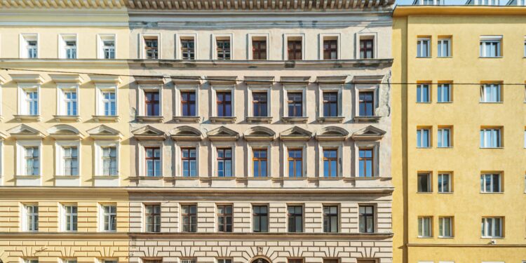 In der Nähe des Augartens ist ein Gründerzeit an einen Entwickler verkauft worden. Foto: 12-34 media