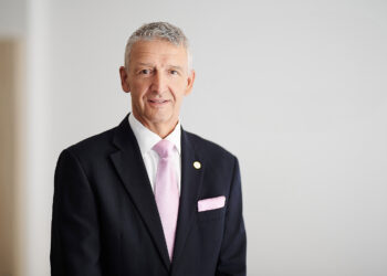 Corum sammelt um über ein Drittel mehr Geld ein