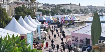 Die Sonnenstrahlen auf der MIPIM täuschen nicht darüber hinweg, dass bei der Immobilienwirtschaft wieder Verunsicherung herrscht. Foto: J. Gorin/Image&Co