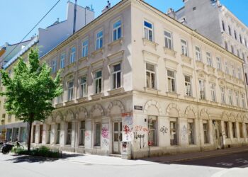 Savoir Vivre kauft Gründerzeithaus in Wien-Neubau