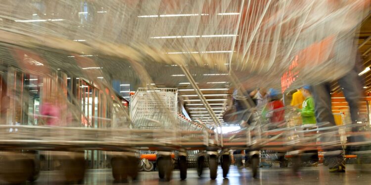 Die Inflation hat die Einzelhandelsumsätze real schrumpfen lassen. Bild: pixabay.com