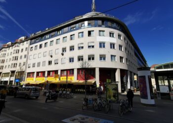 Markteintritt: Revetas Capital kauft Bürogebäude in Meidling