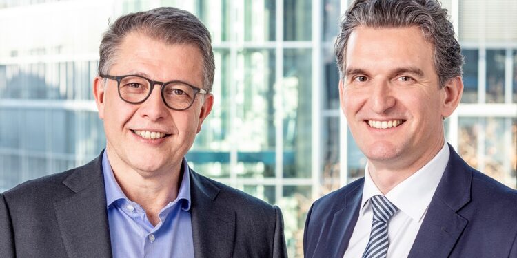 Die Stimmung unter den Immo-Finanzierungen ist im zweiten Quartal deutlich eingebrochen, so das Stimmungsbarometer von BF.direkt. Im Bild: Francesco Fedele und Steffen Sebastian. Bild: BF.Direkt.