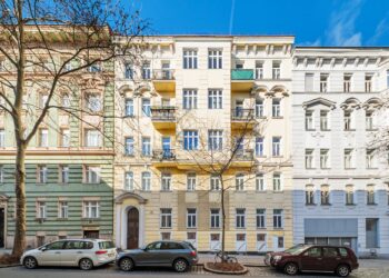 Benediktinerstift Altenburg verkauft Zinshaus in Landstraße
