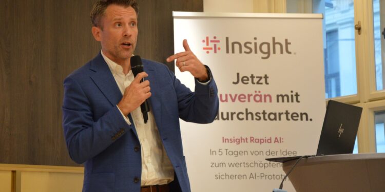 Matt Lee, Innovation Leader Insight AI beim 2. AI Competence Summit. Foto: Kathrin Hoffmann
